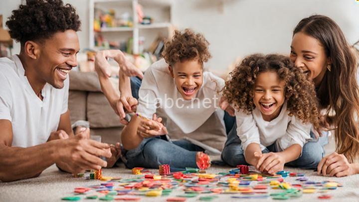 The Ultimate Guide to Family Game Nights: Fun and Entertaining Ideas